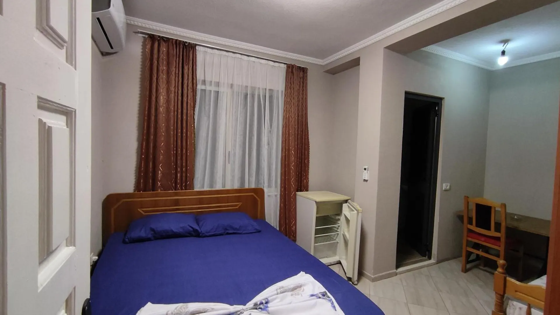 Ilirida-Swimming Pool & Garden View Rooms For Rent Durres 0*,  Albania