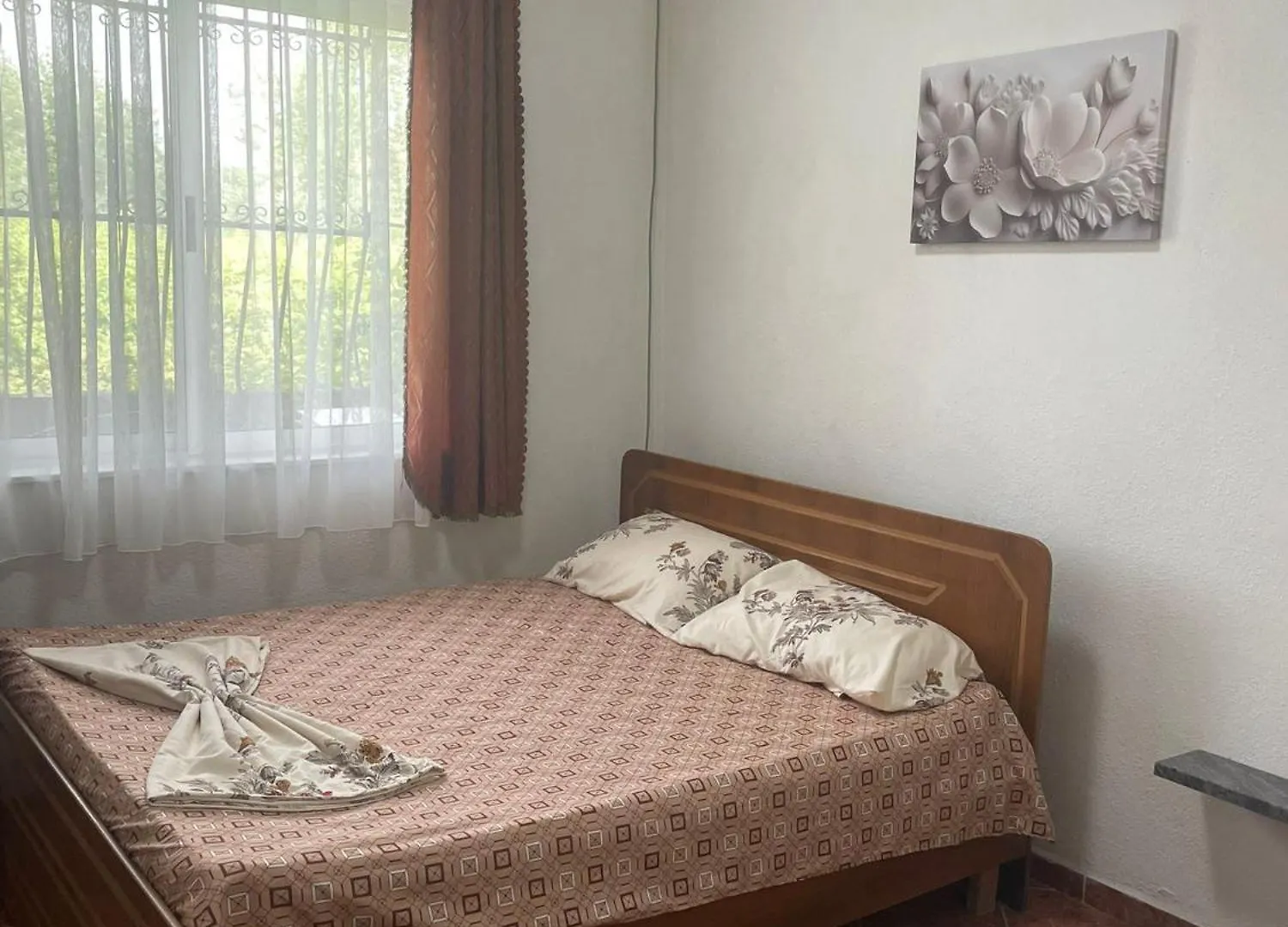Ilirida-Swimming Pool & Garden View Rooms For Rent Durrës Kwatera prywatna